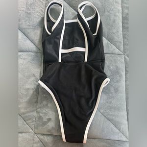 Lainsnow Black Bathing Suit